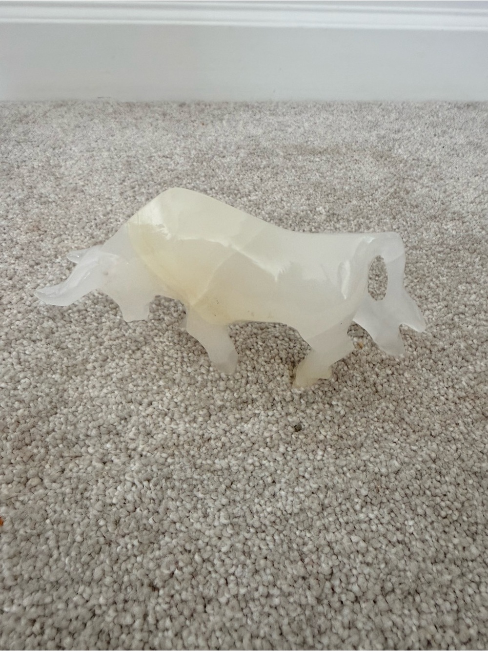 Vintage Onyx Carved Cow Bull Statue Ox Sculpture Stone